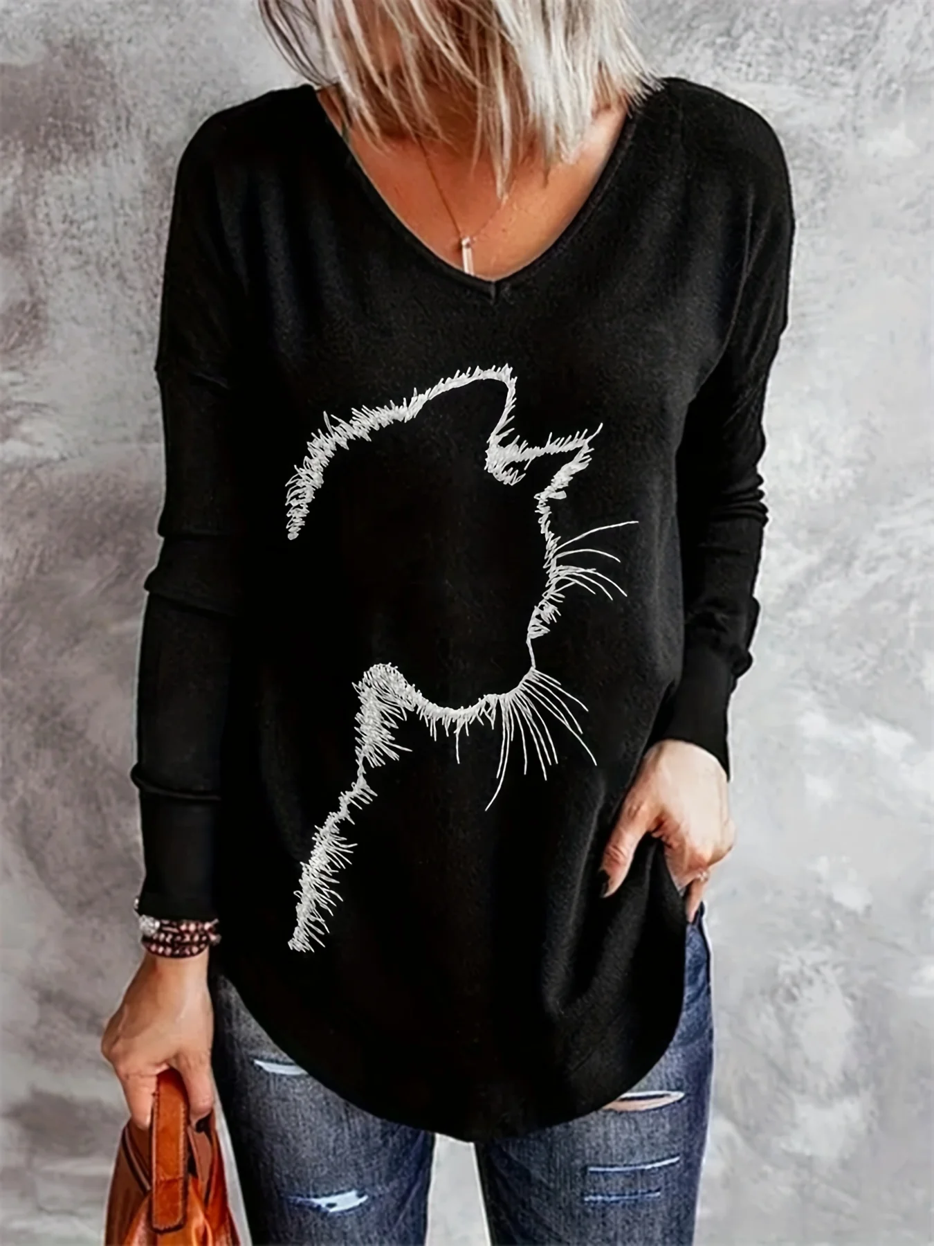 Plus Size Casual T-shirt, Women's Plus Cat Print Long Sleeve V Neck Slight Stretch Top - Deanwangkt