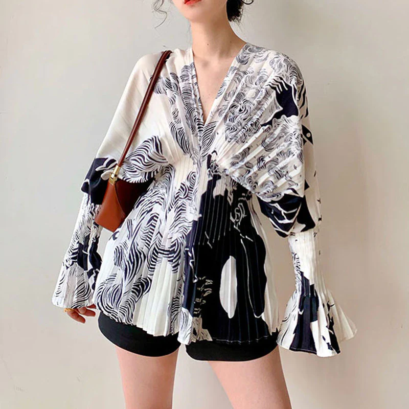 deanwangkt Elegant Women Shirt V Neck Flare Long Sleeve High Wiast Pleated Blouses For Female Clothes Fashion  Spring New - Deanwangkt