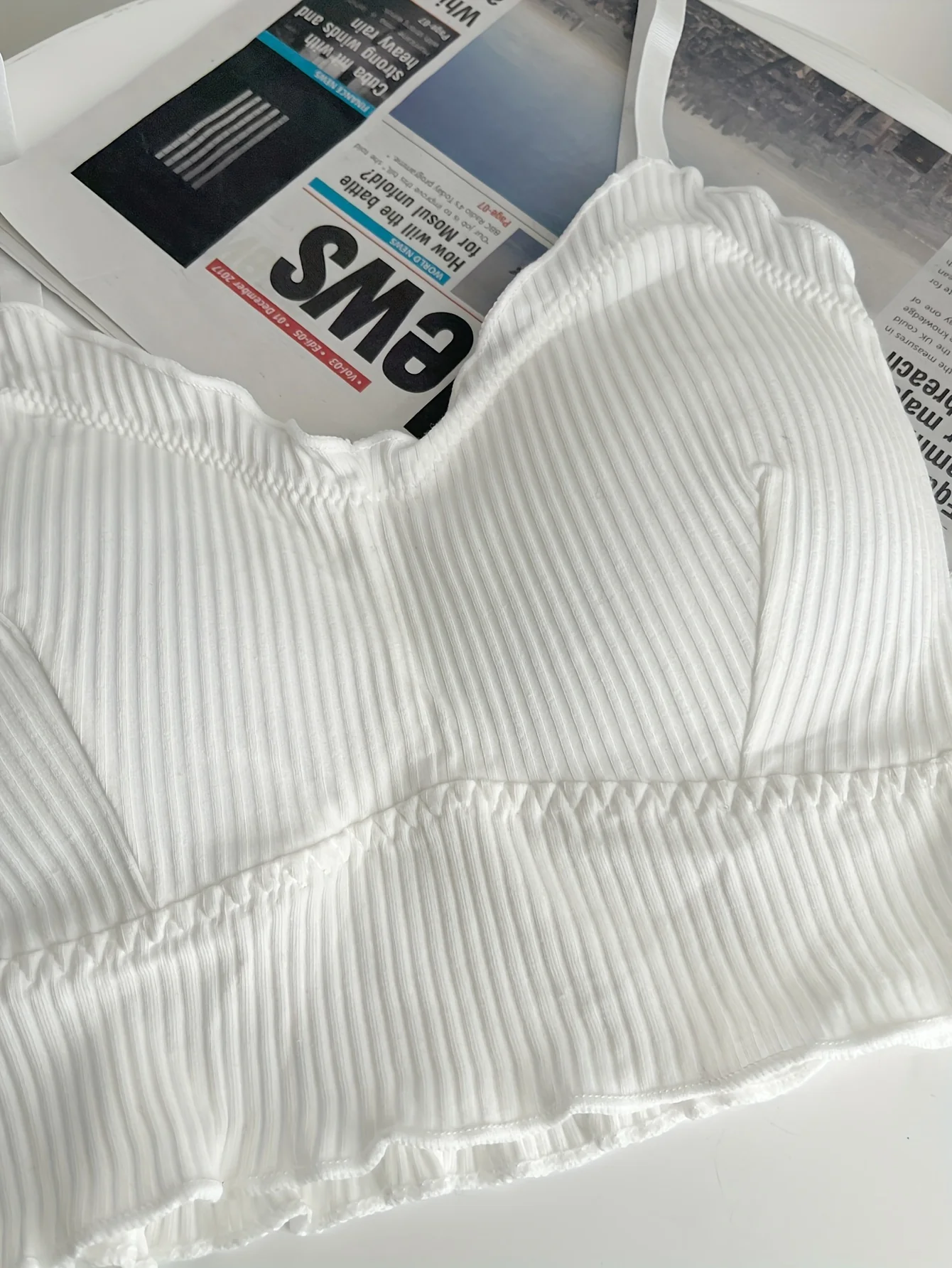 deanwangkt  Lettuce Trim V-neck Cami Top, Versatile Crop Sleeveless Solid Cami Top, Women's Clothing - Deanwangkt