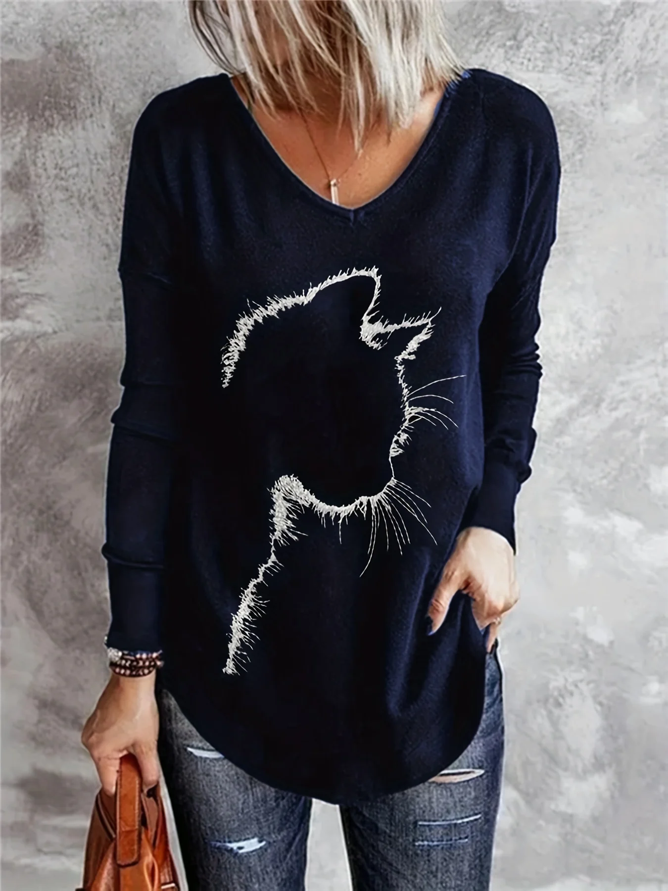 Plus Size Casual T-shirt, Women's Plus Cat Print Long Sleeve V Neck Slight Stretch Top - Deanwangkt