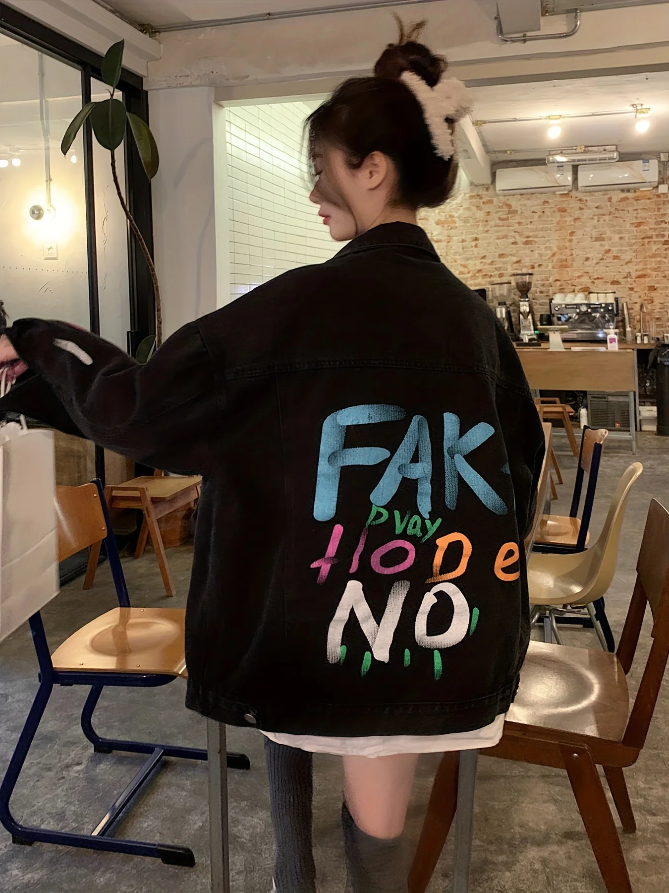 Black Graffiti Chic Denim Coat, Long Sleeves Loose Fit Lapel Denim Jacket, Women's Denim Clothing - Deanwangkt