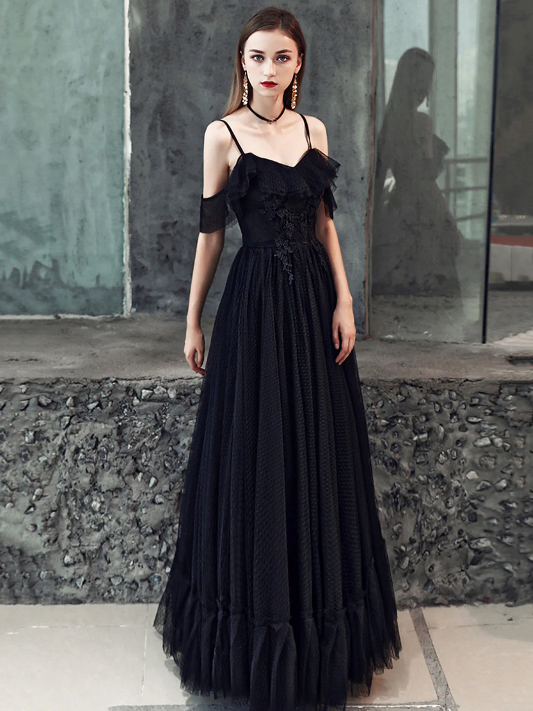 solvbao Black Spaghetti Strap Tulle Floor Length Formal Dress, A-Line Black Party Dress with Lace - Deanwangkt