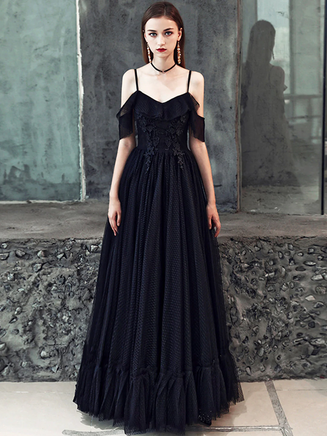 solvbao Black Spaghetti Strap Tulle Floor Length Formal Dress, A-Line Black Party Dress with Lace - Deanwangkt
