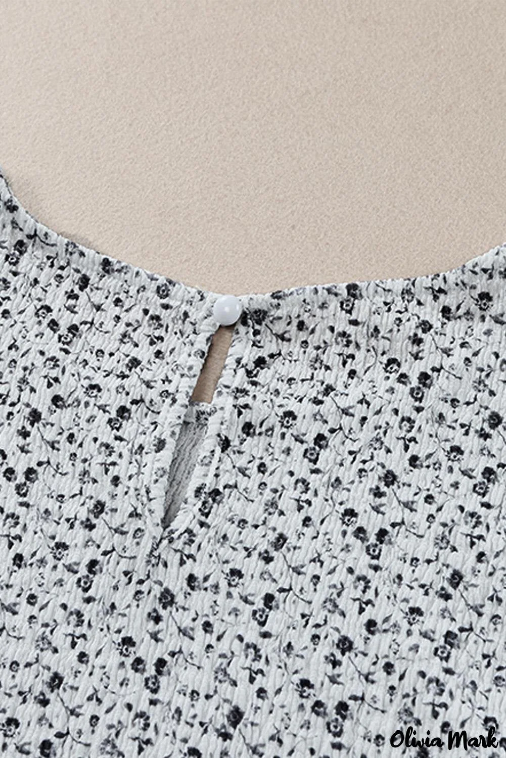 Deanwangkt - Black Floral Smocked Puff Sleeve Blouse - Deanwangkt
