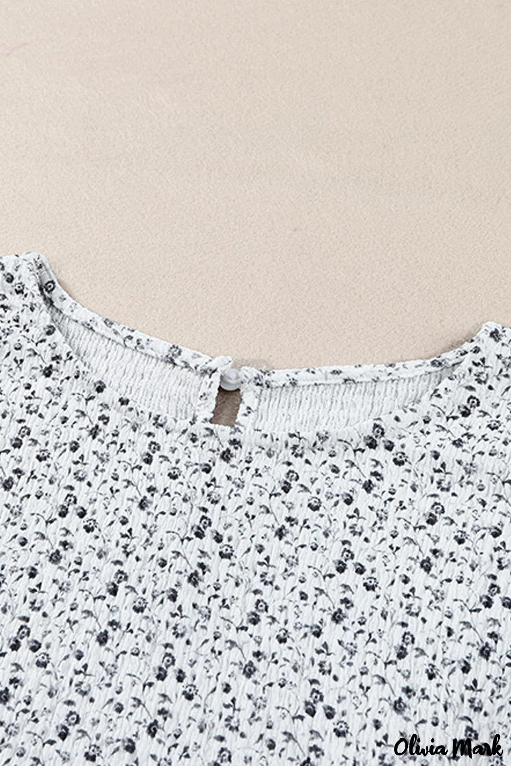 Deanwangkt - Black Floral Smocked Puff Sleeve Blouse - Deanwangkt