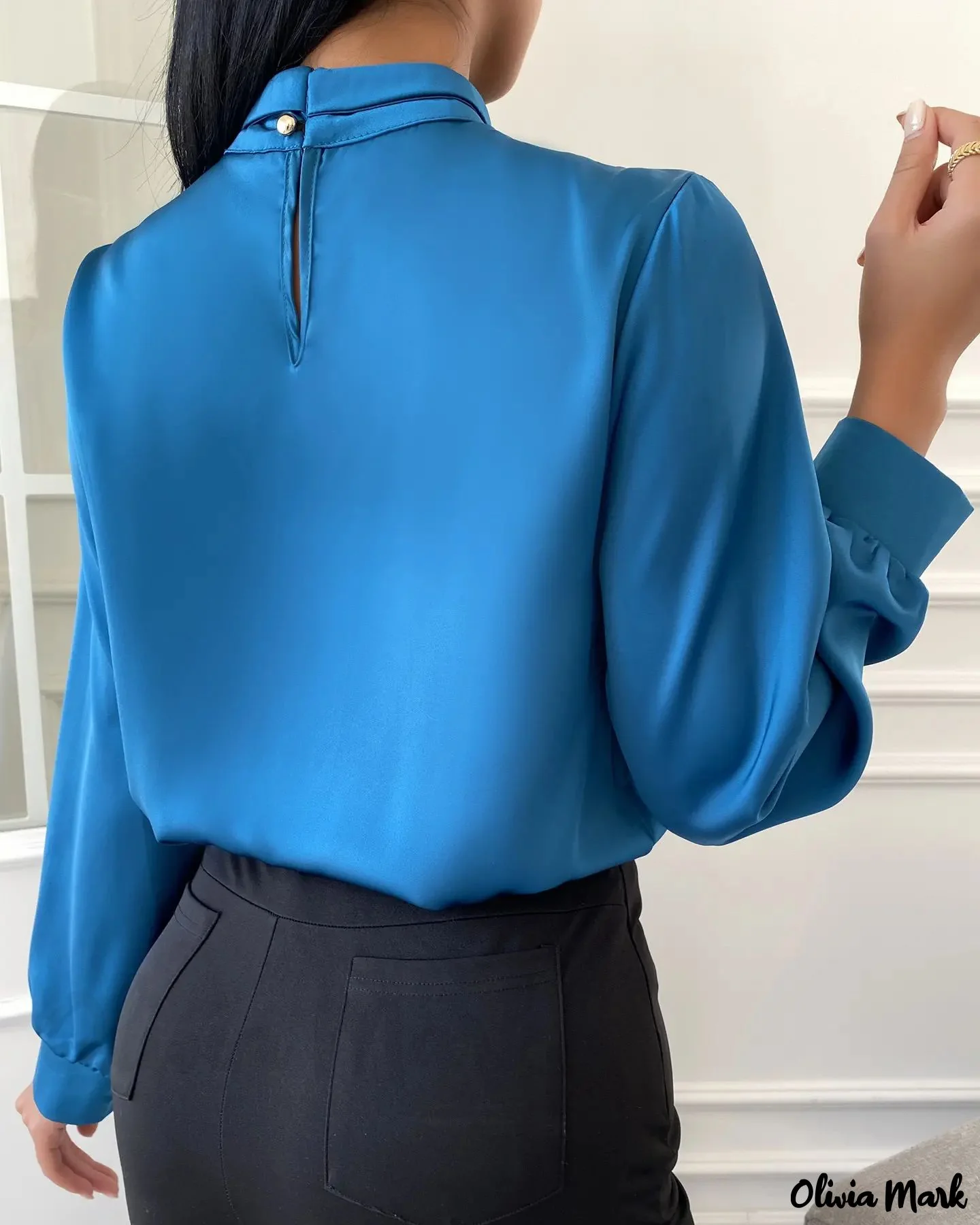 Deanwangkt - Plain blouse with stand-up collar and long sleeves - Deanwangkt
