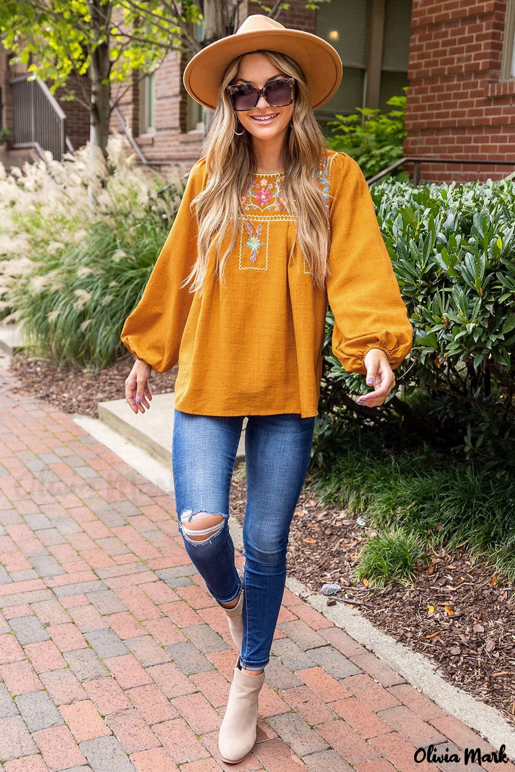 Deanwangkt - Orange blouse with embroidered flowers and puff sleeves - Deanwangkt