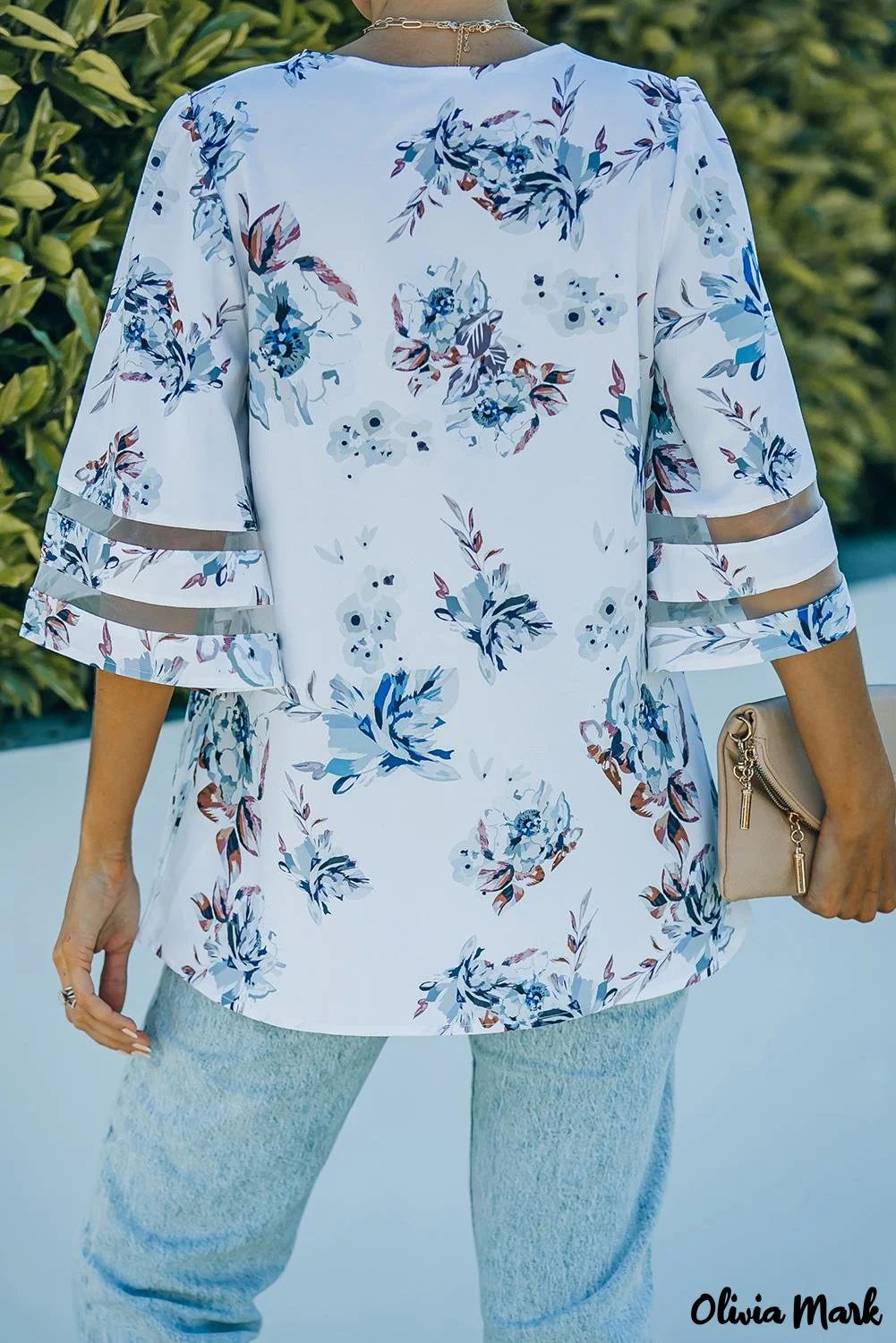 Deanwangkt - White floral blouse with 3/4 flared sleeves - Deanwangkt