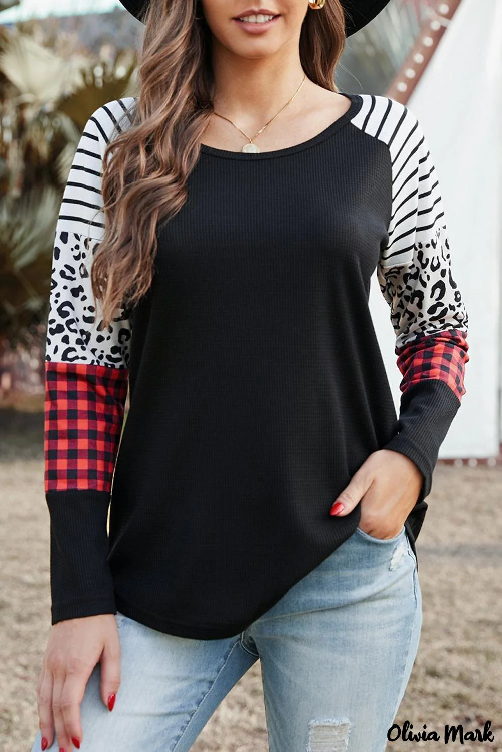 Deanwangkt - Black Waffle Knit Printed Crew Neck Blouse - Deanwangkt