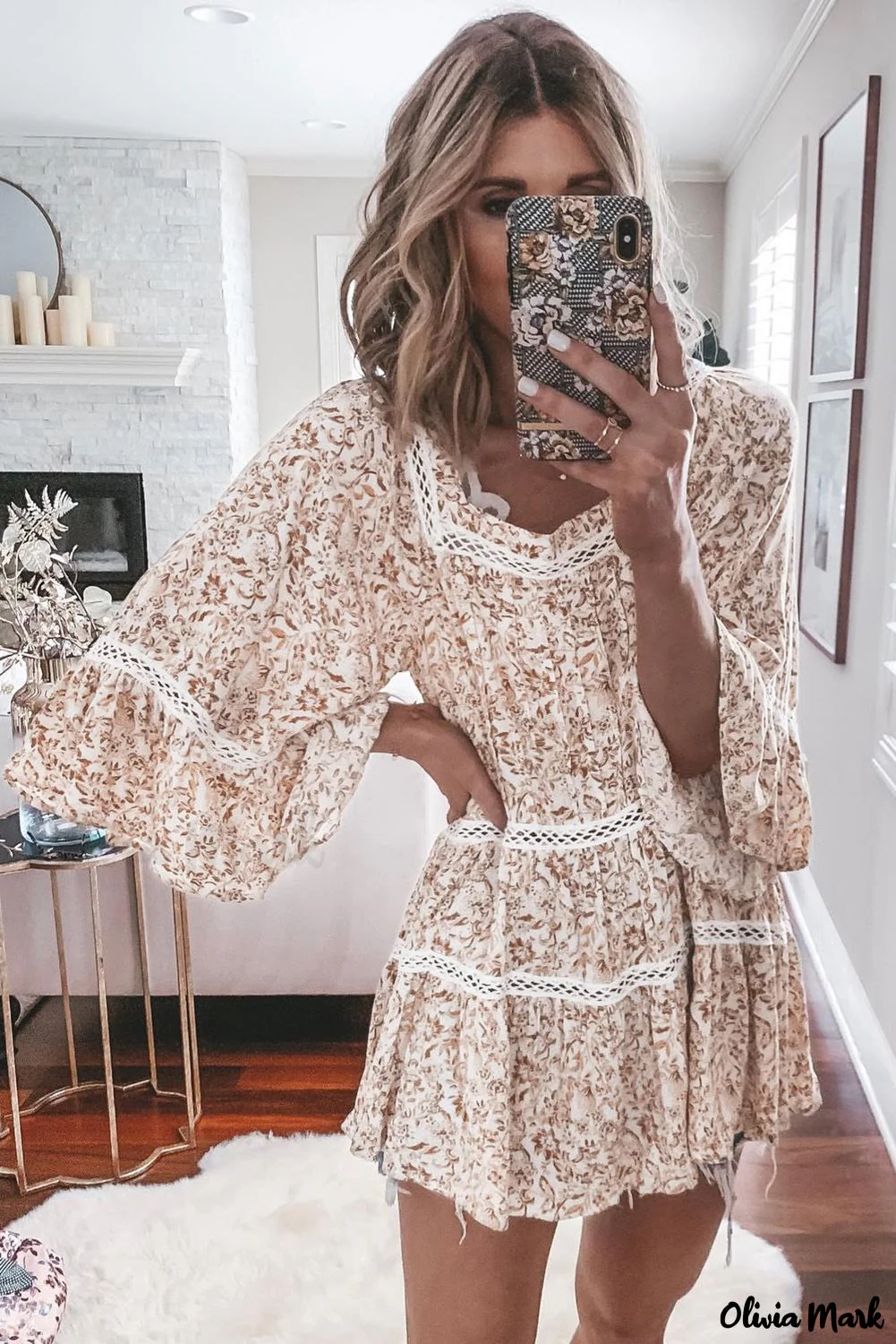 Deanwangkt - Loose beige tunic with flowers and hollowed out lace - Deanwangkt