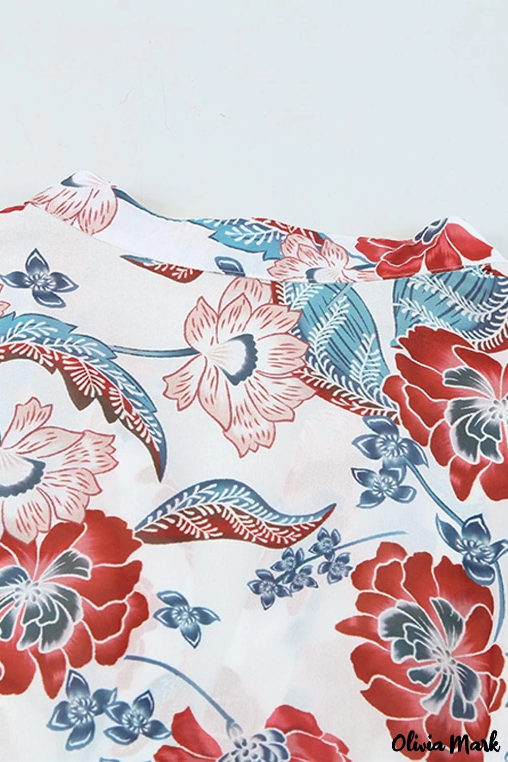 Deanwangkt - Red Floral Patchwork Split Neck Bubble Sleeve Blouse - Deanwangkt