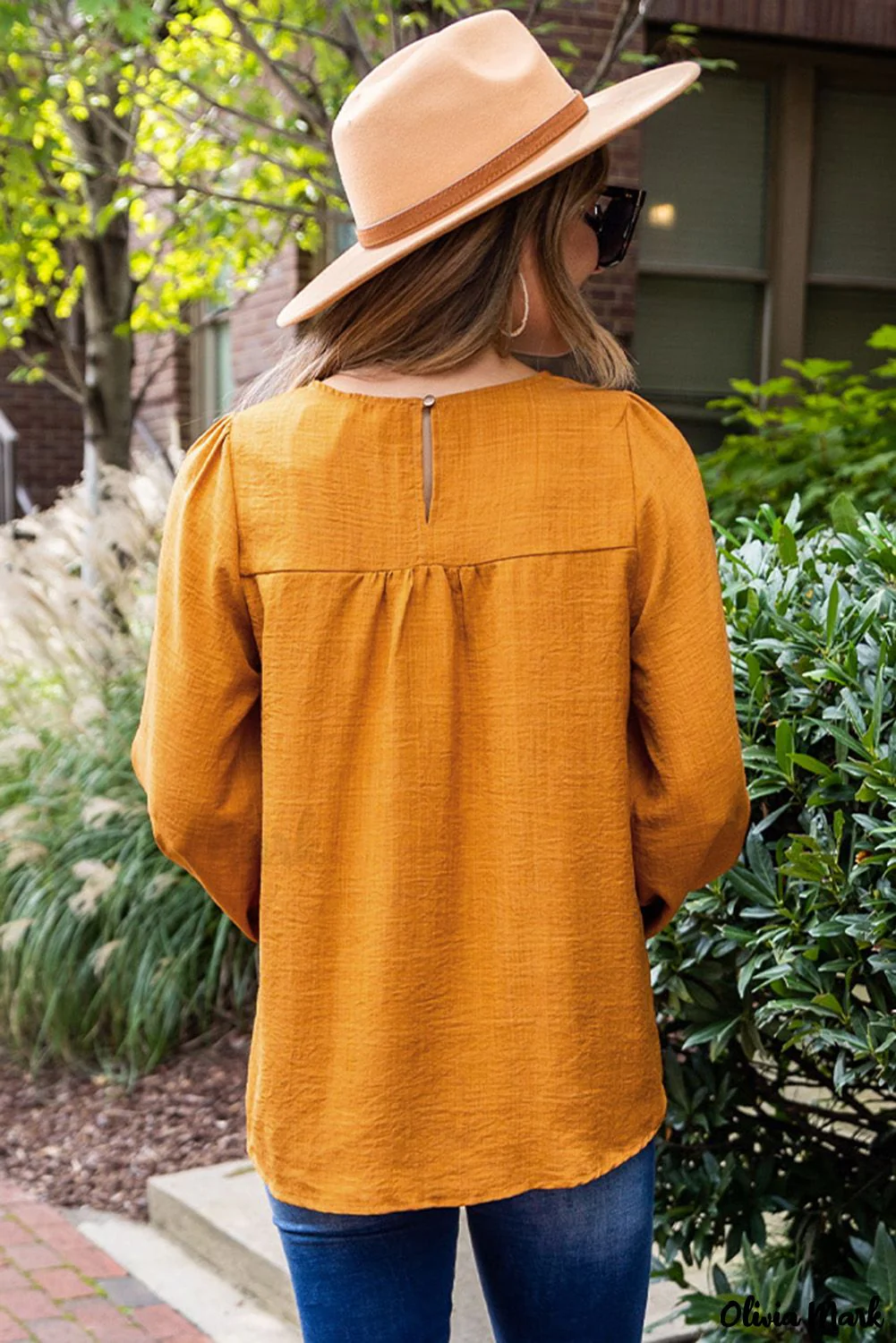 Deanwangkt - Orange blouse with embroidered flowers and puff sleeves - Deanwangkt