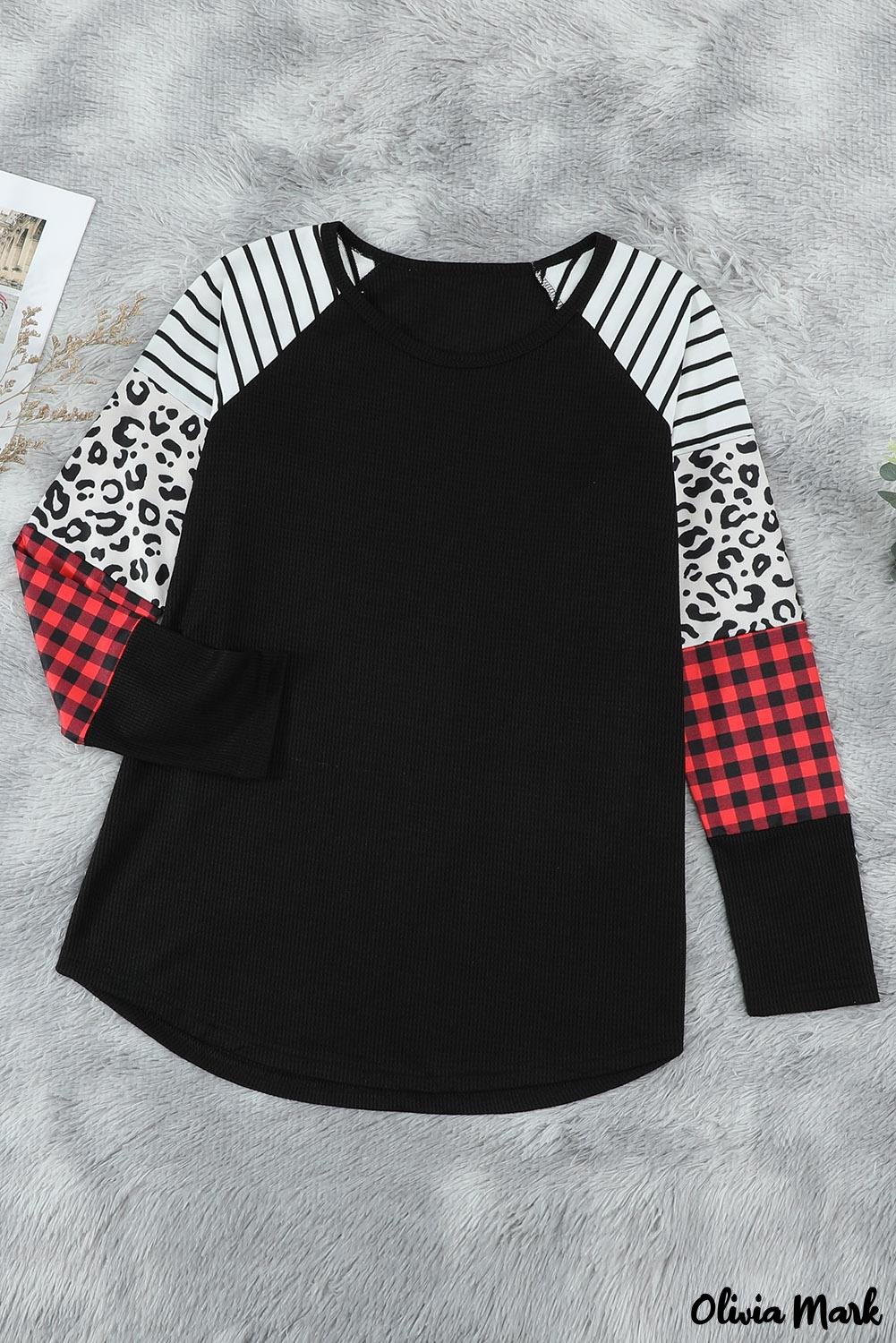 Deanwangkt - Black Waffle Knit Printed Crew Neck Blouse - Deanwangkt