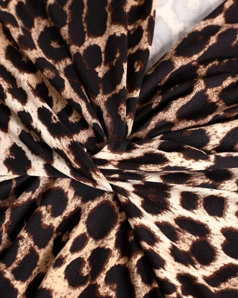 Deanwangkt - Cheetah Print Long Sleeve V-Neck Top - Deanwangkt