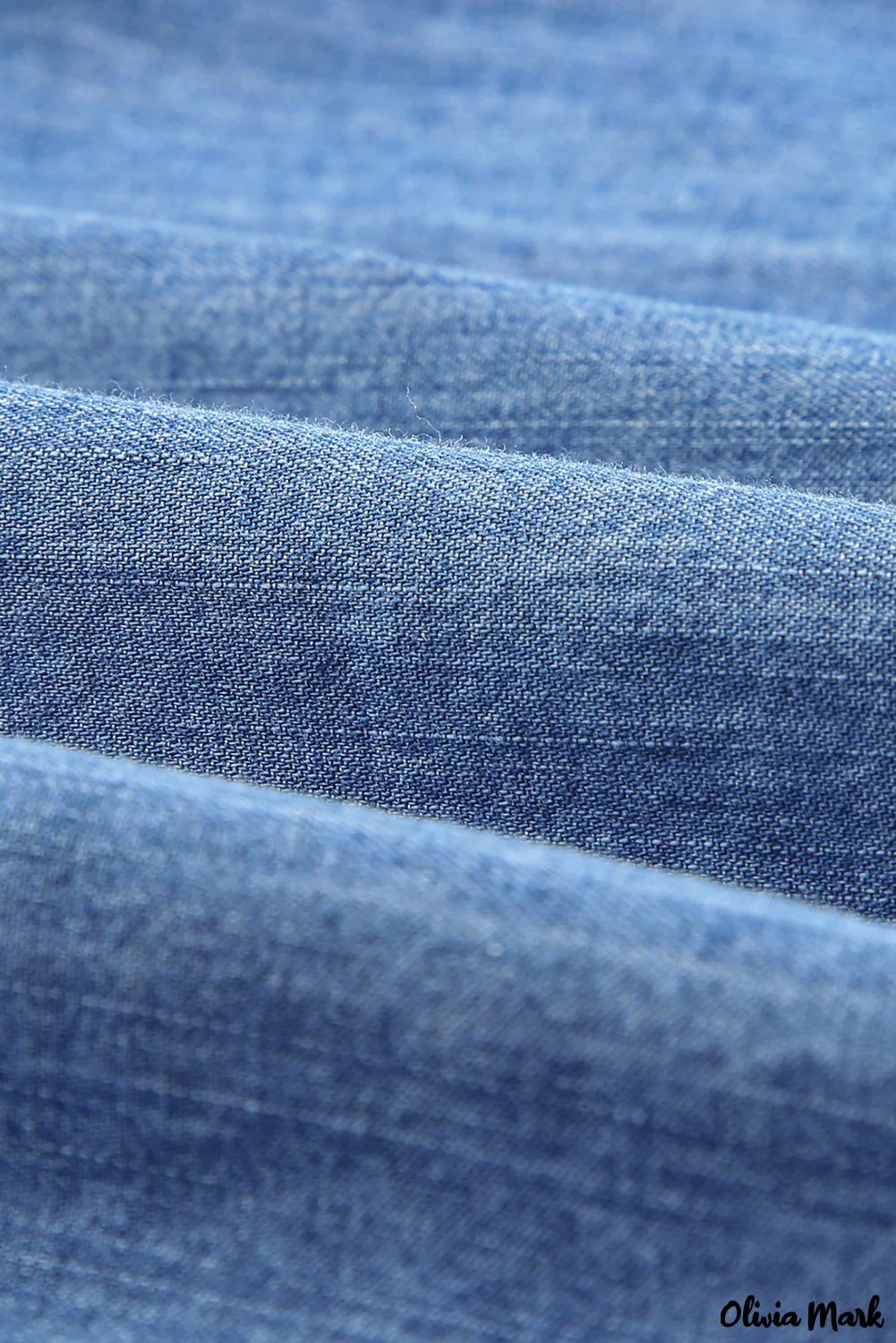 Deanwangkt - Buttoned denim shirt with turn-down collar and long sleeves - Deanwangkt