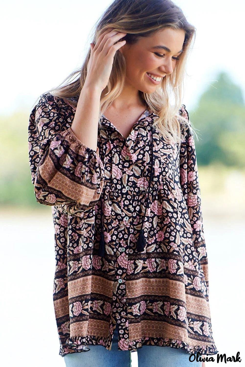 Deanwangkt - Loose black shirt with vintage bohemian floral print - Deanwangkt