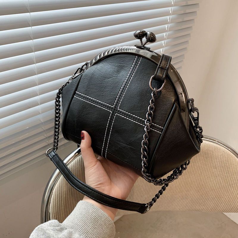 Vintage Chain Crossbody Bag, Stitching Shell Shoulder Bag, Women's Stylish Kiss Lock Purses - Deanwangkt