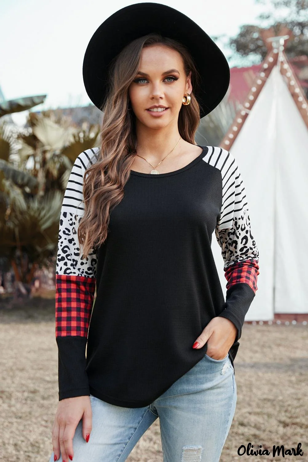 Deanwangkt - Black Waffle Knit Printed Crew Neck Blouse - Deanwangkt