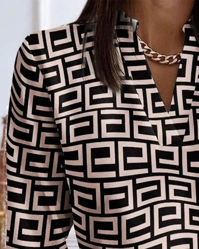 Deanwangkt - Relaxed Geometric Print V-Neck Long Sleeve Top - Deanwangkt