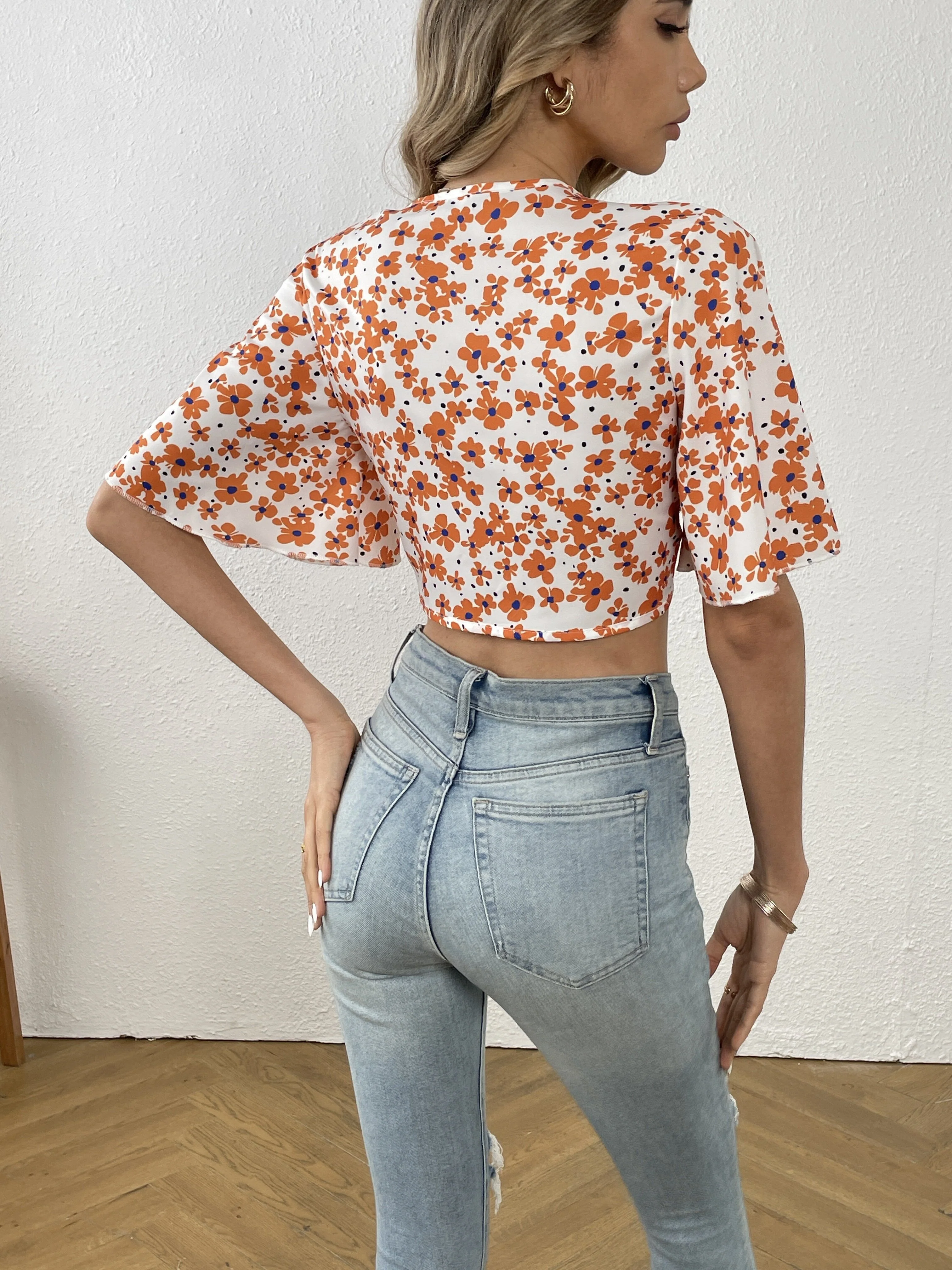 Floral Print Tie Front Crop Blouse, Sexy V Neck Short Sleeve Blouse For Spring & Summer, Women's Clothing - Deanwangkt