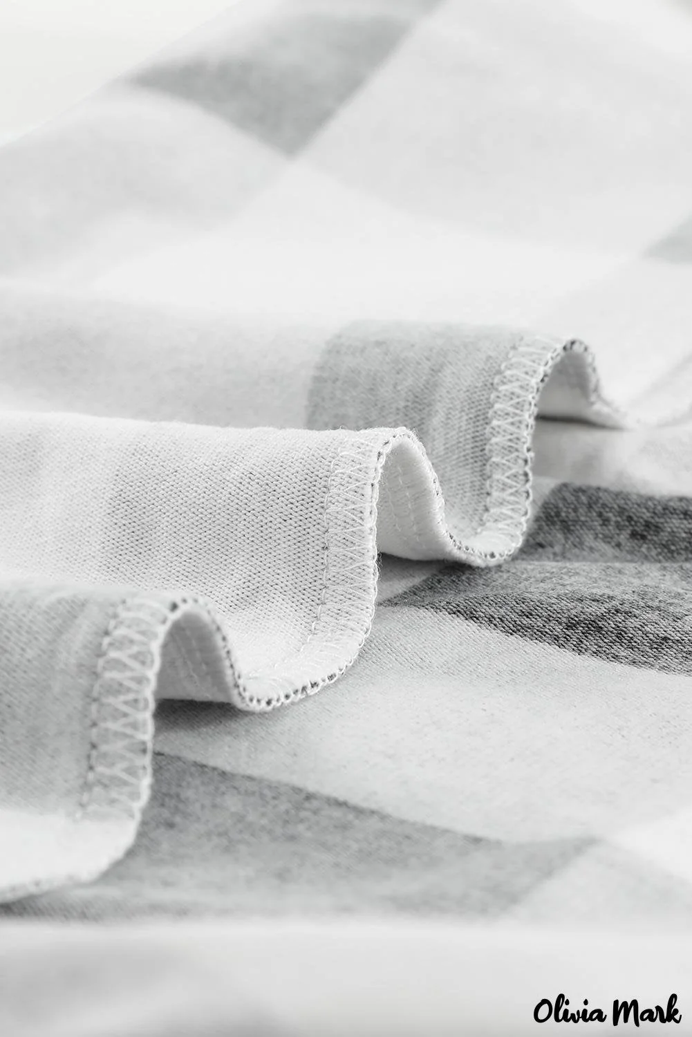 Deanwangkt - Plaid Kangaroo Pocket Long Sleeve Blouse - Deanwangkt