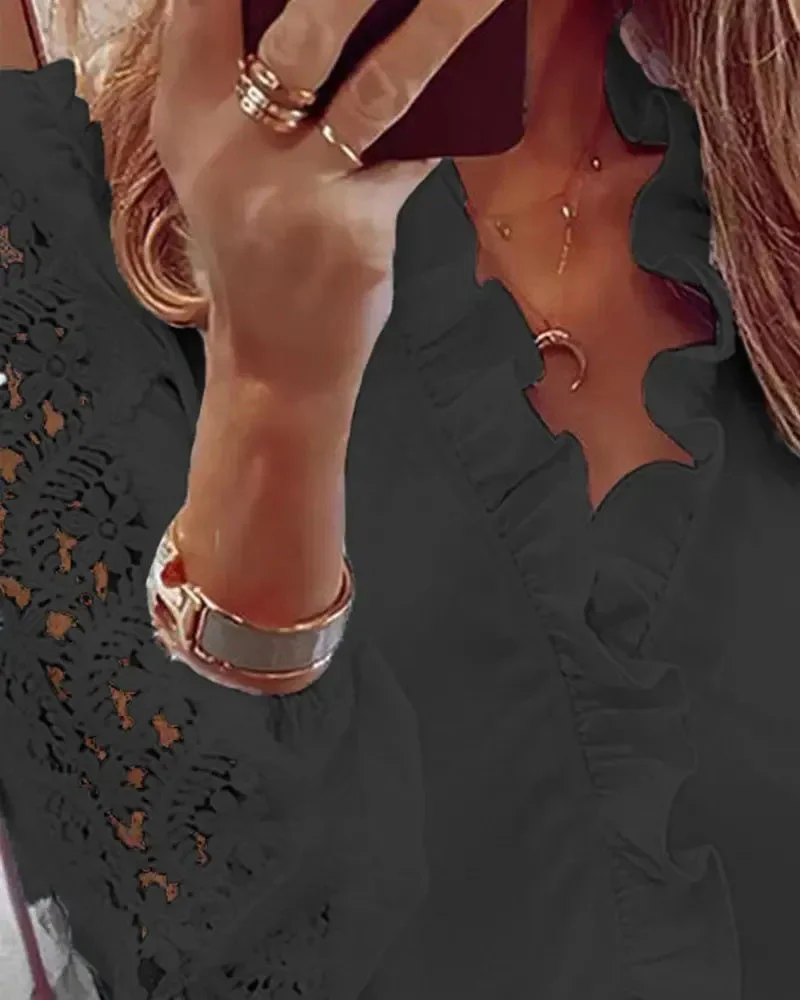 Deanwangkt - Long sleeve top with crochet lace insert and ruffled hem - Deanwangkt