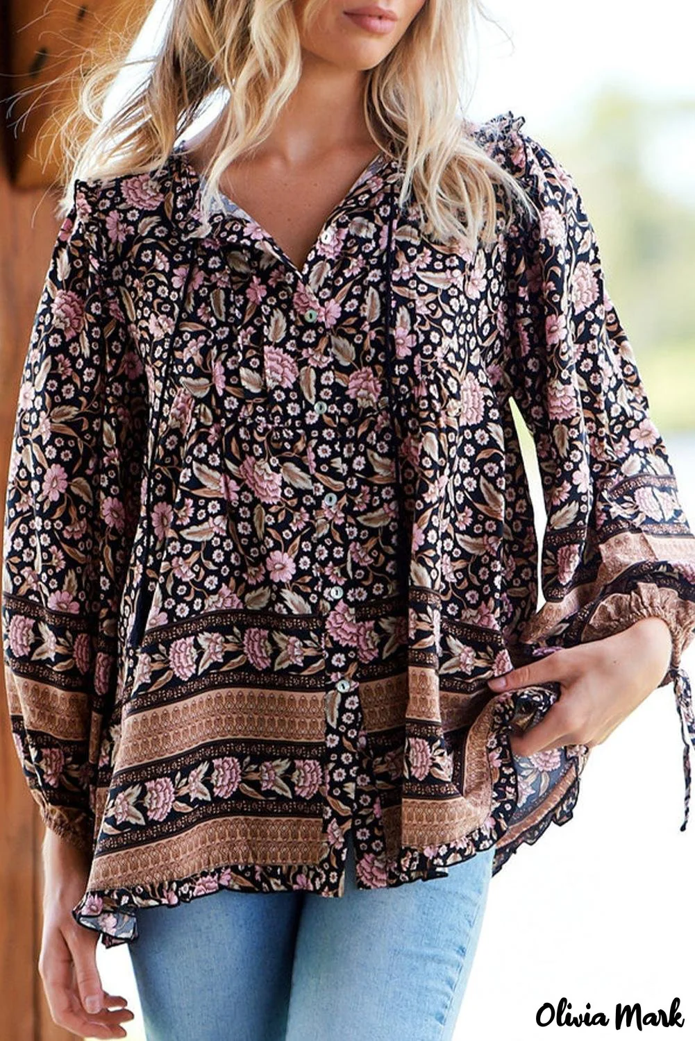 Deanwangkt - Loose black shirt with vintage bohemian floral print - Deanwangkt