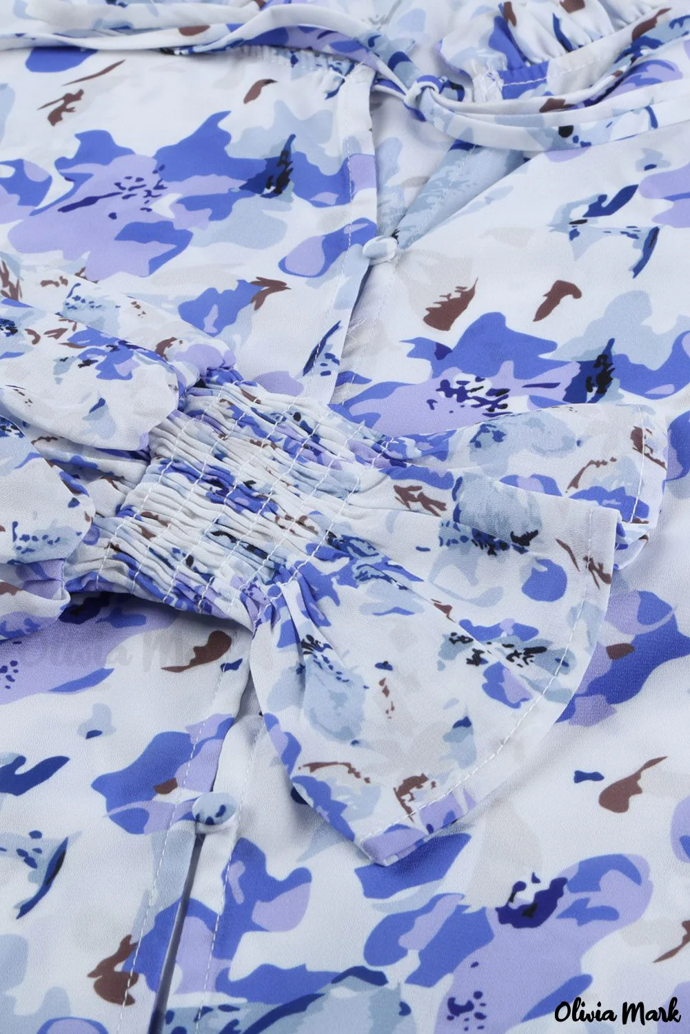 Deanwangkt - Blue Floral Smocked Blouse Cakewalk - Deanwangkt