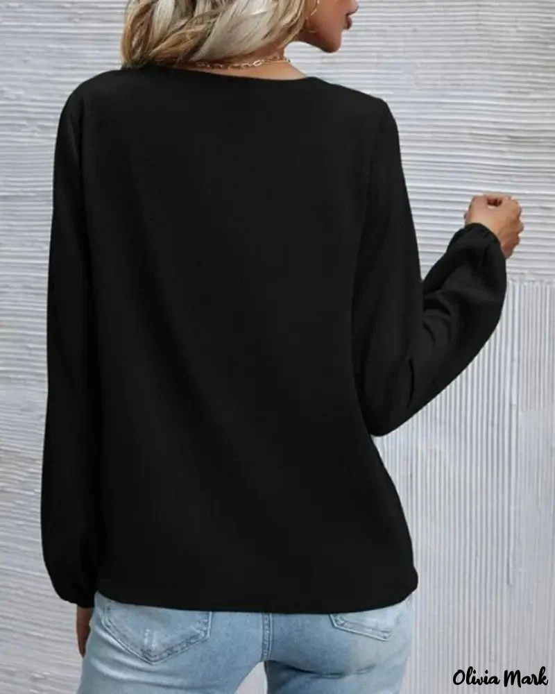 Deanwangkt - Solid Long Sleeve V-Cut Top - Deanwangkt
