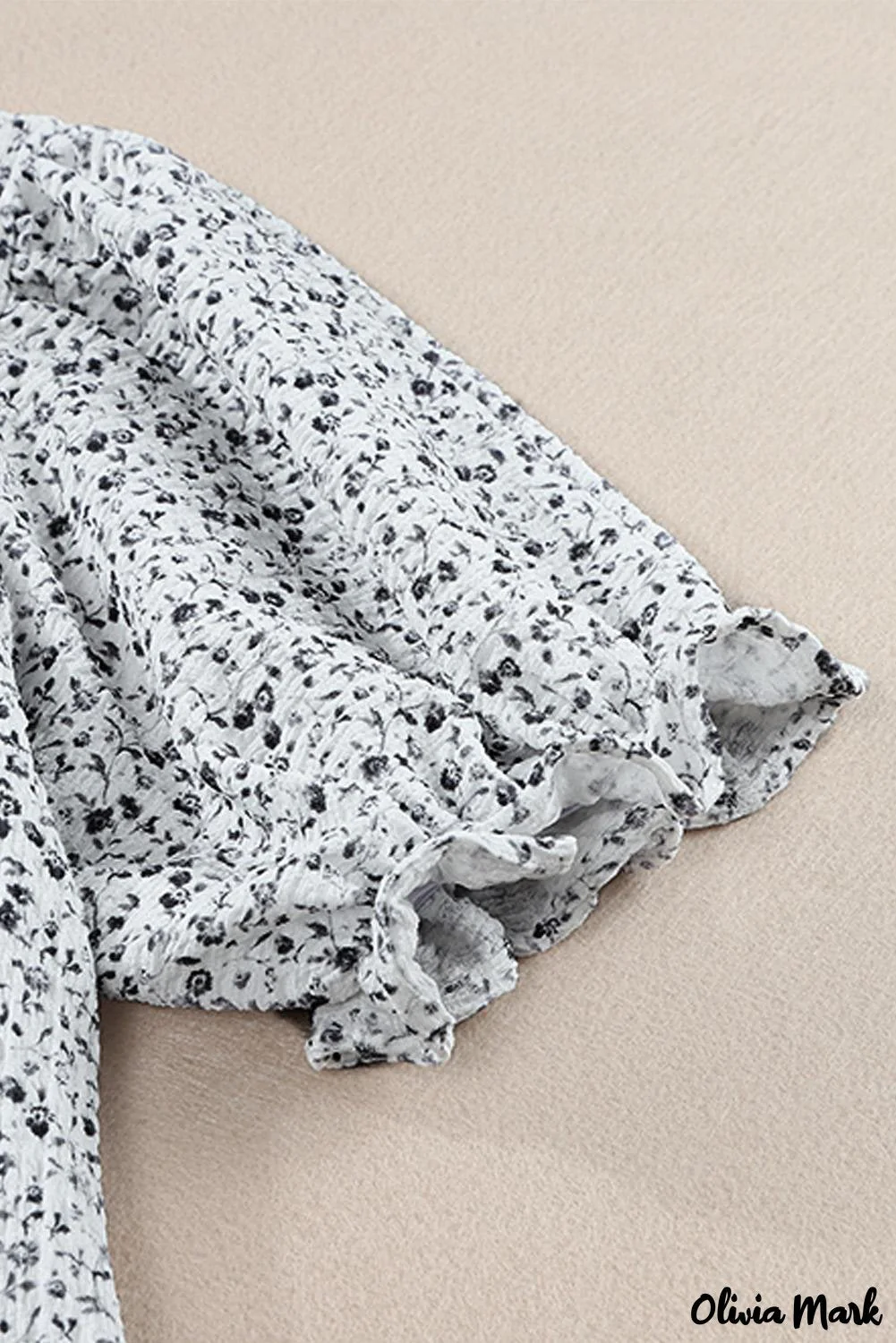Deanwangkt - Black Floral Smocked Puff Sleeve Blouse - Deanwangkt