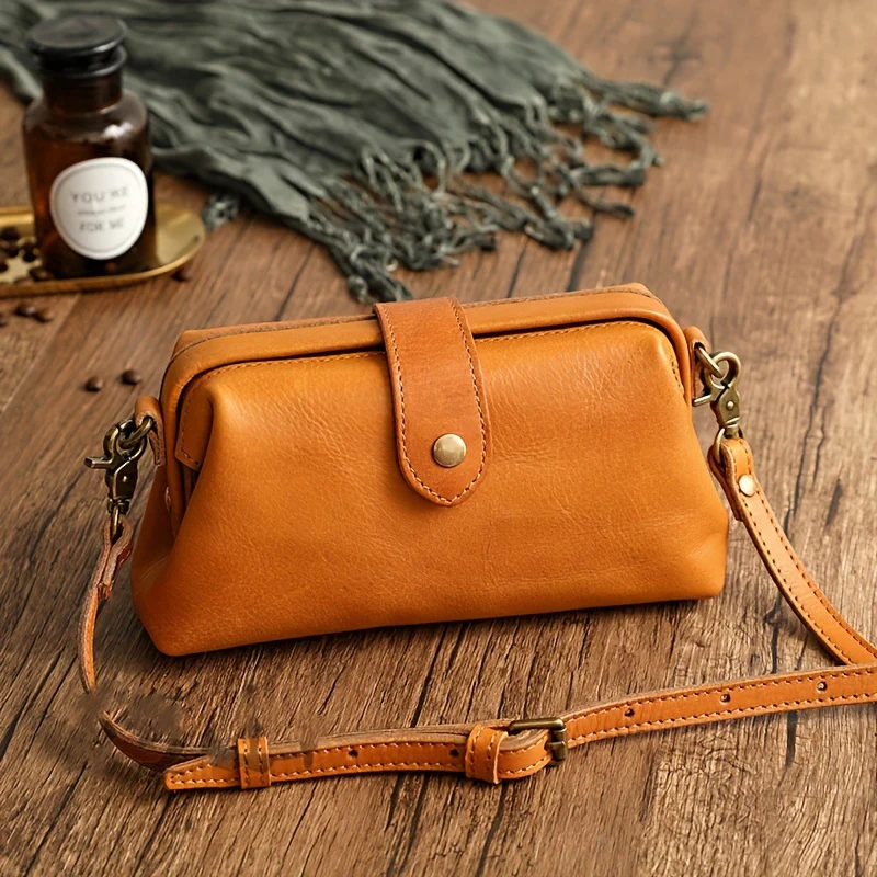 Vintage Crossbody Bag, Women's Leather Clips Purses, Solid Color Small Shoulder Bag - Deanwangkt