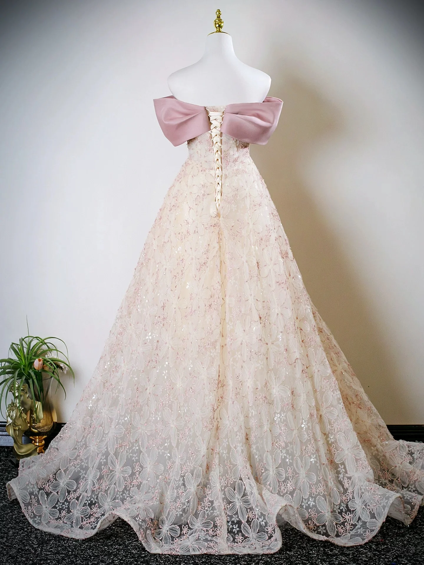 A-Line Off Shoulder Tulle Lace Champagne Long Prom Dress - Deanwangkt