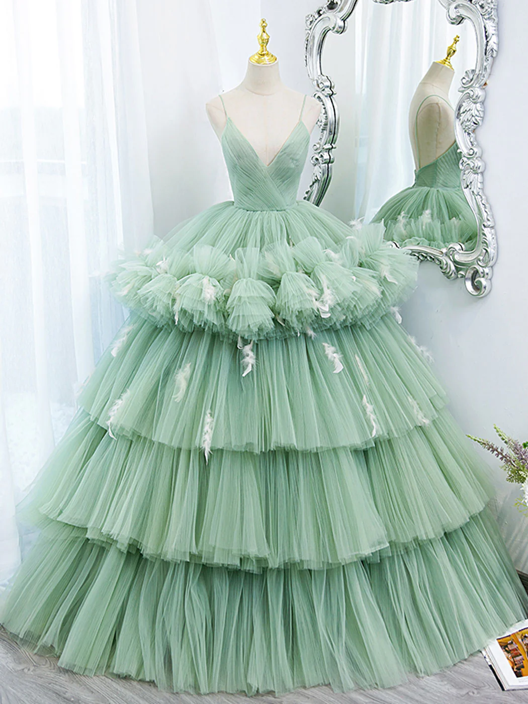 Green V Neck Tulle Long Prom Dresses,  Ball Gown Green Sweet 16 Dresses - Deanwangkt
