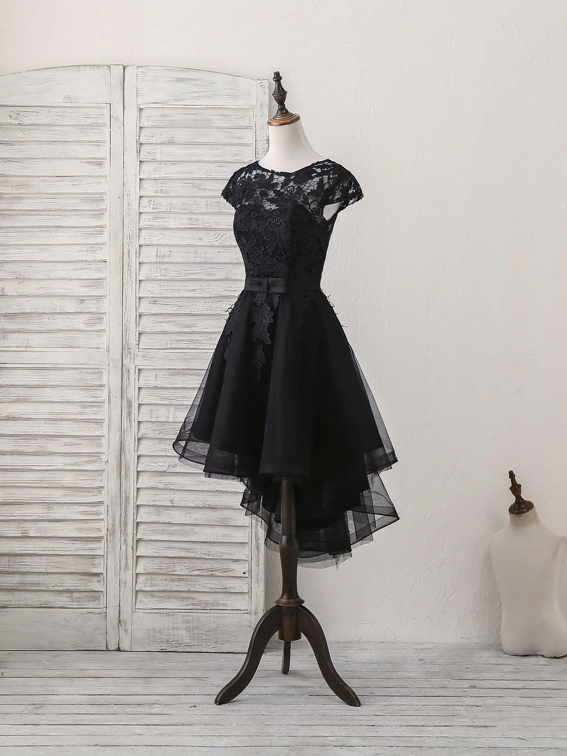 Black Round Neck Tulle Lace Applique Short Prom Dress, Black Homecoming Dress - Deanwangkt