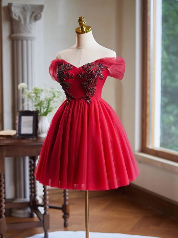 A-Line Off Shoulder V Neck Tulle Burgundy Short Prom Dress with Beads - Deanwangkt