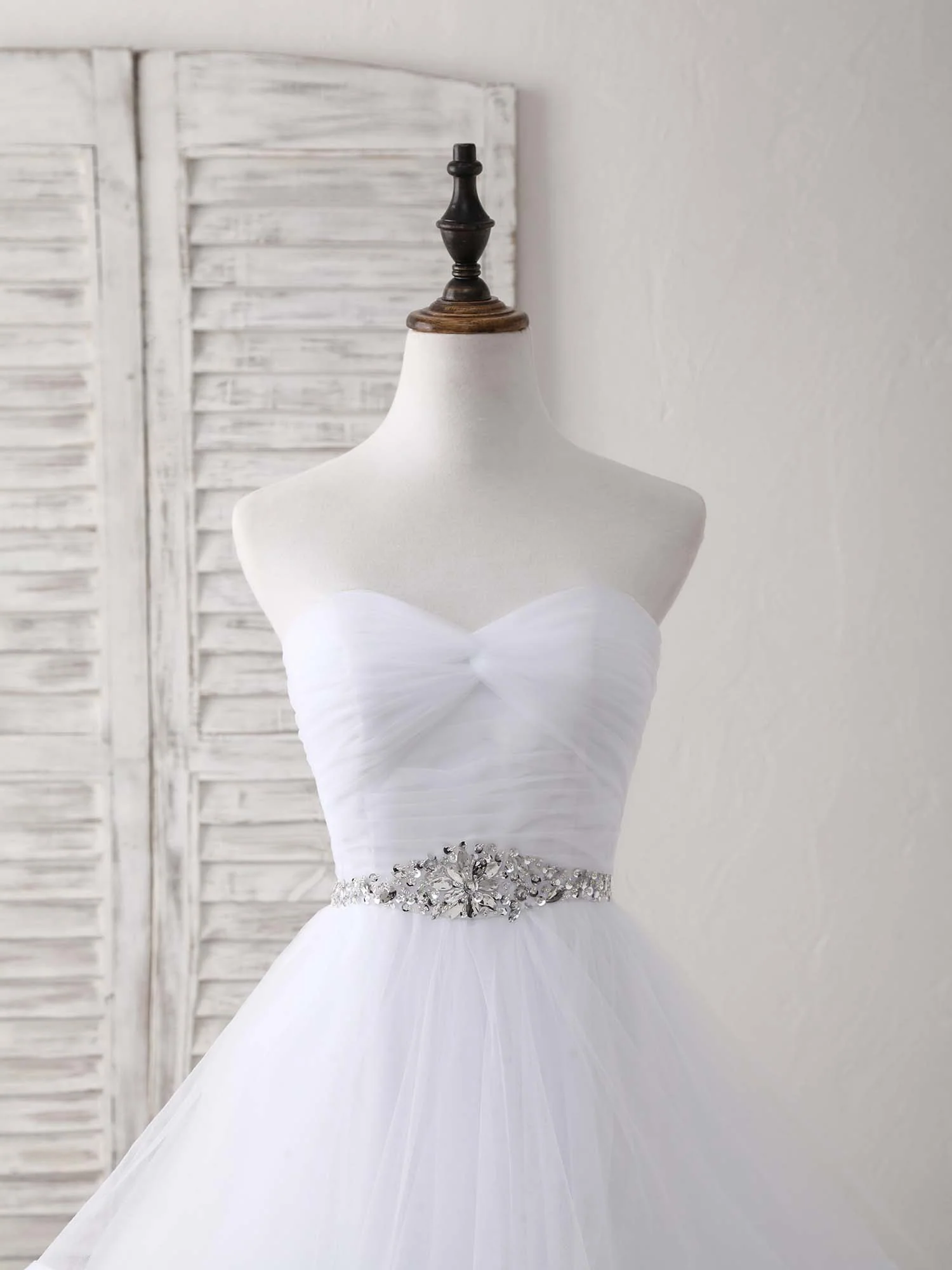 White Sweetheart Neck Tulle Long Prom Dress, White Formal Graduation Dress - Deanwangkt