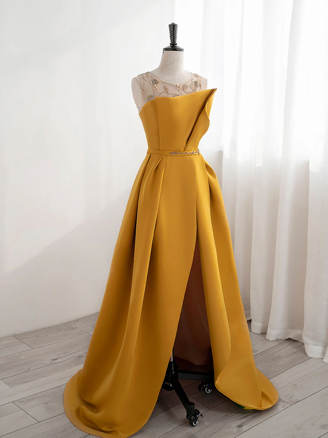 Scoop Neckline Satin Yellow Long Prom Dresses, Yellow Formal with Beading Sequin - Deanwangkt