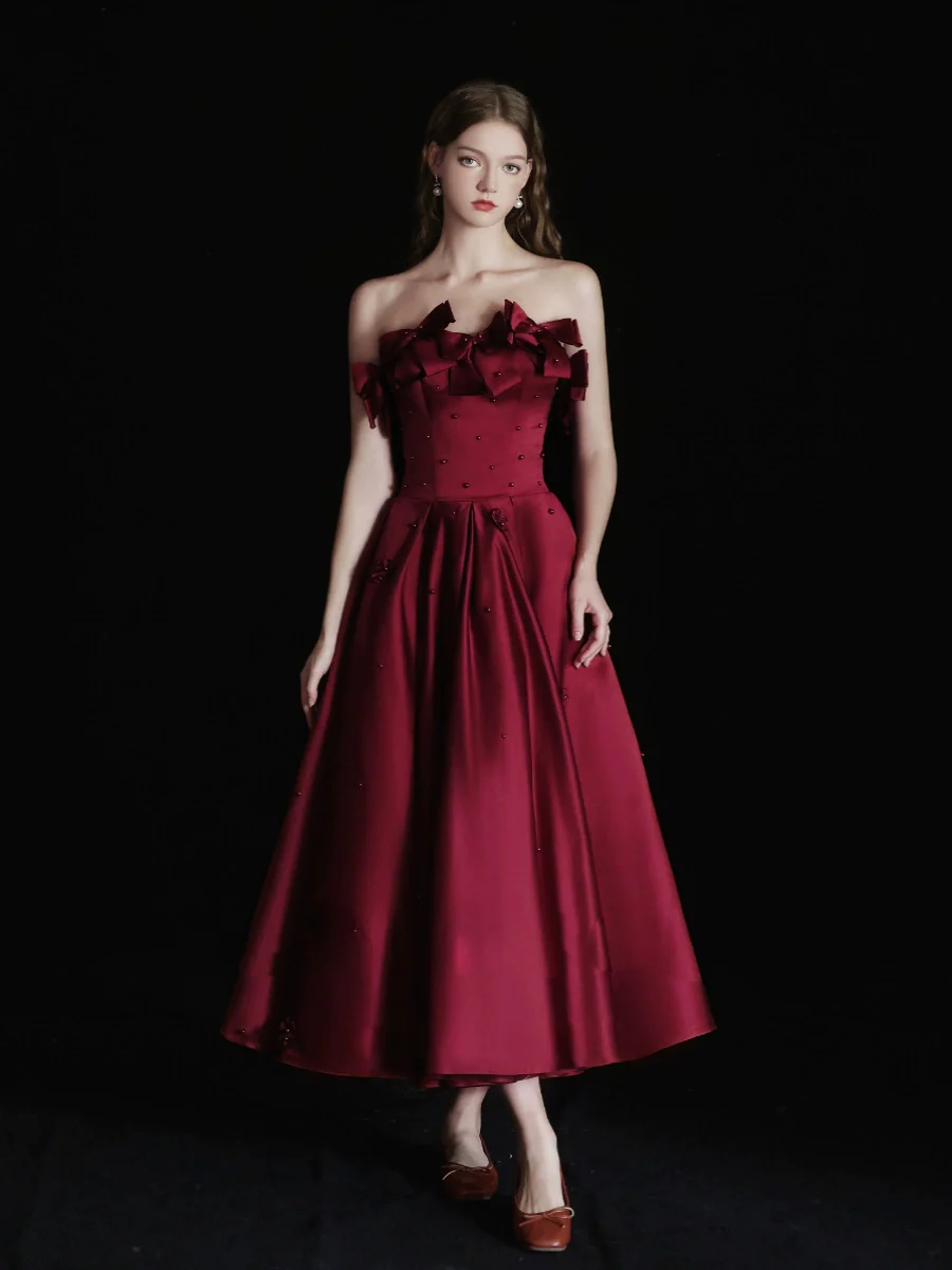 A-Line Sweetheart Neck Satin White Short Prom Dress, White Homecoming Dress - Deanwangkt