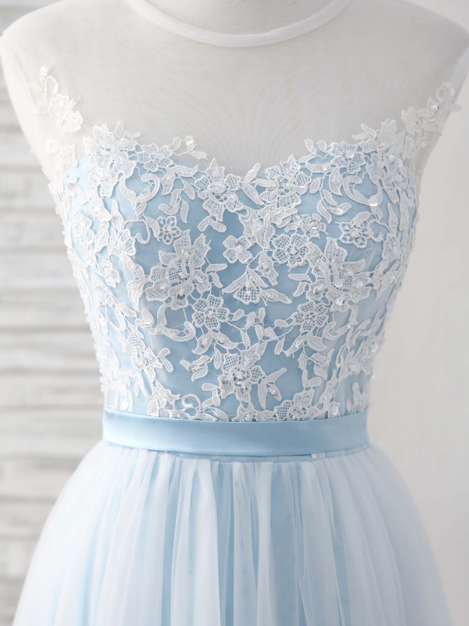Blue Round Neck Tulle Lace Applique Long Prom Dresses - Deanwangkt