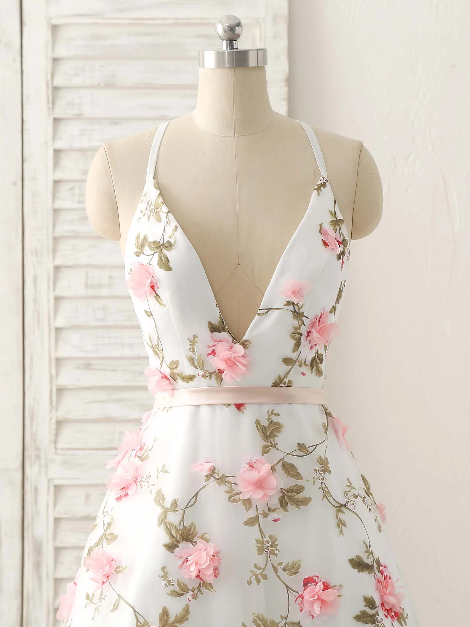 White V Neck 3D Applique Tulle Long Prom Dress White Evening Dress - Deanwangkt