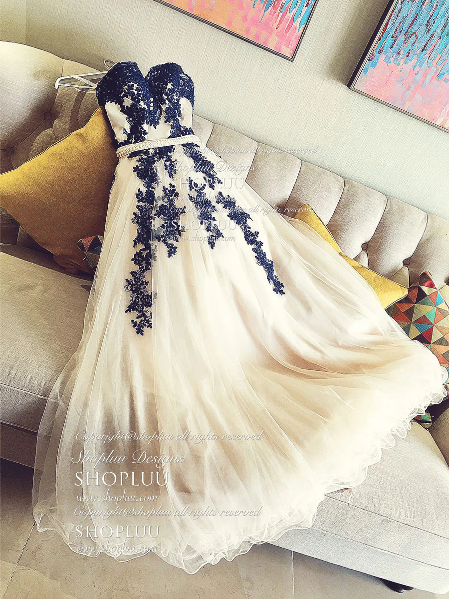 Elegant Sweetheart Tulle Lace Applique Blue Long Prom Dresses - Deanwangkt