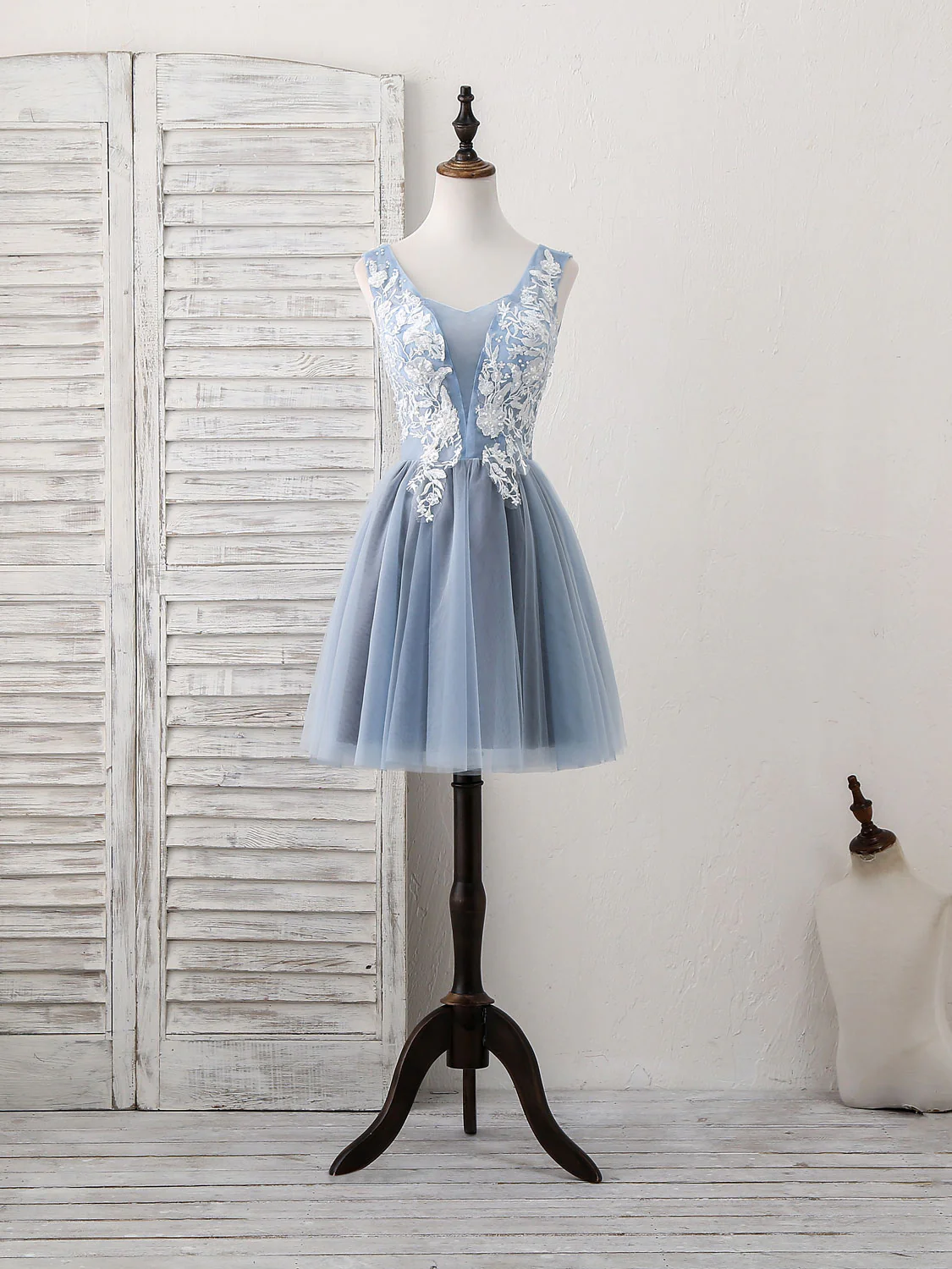 Cute Blue V Neck Tulle Lace Applique Short Prom Dress, Blue Homecoming Dress - Deanwangkt