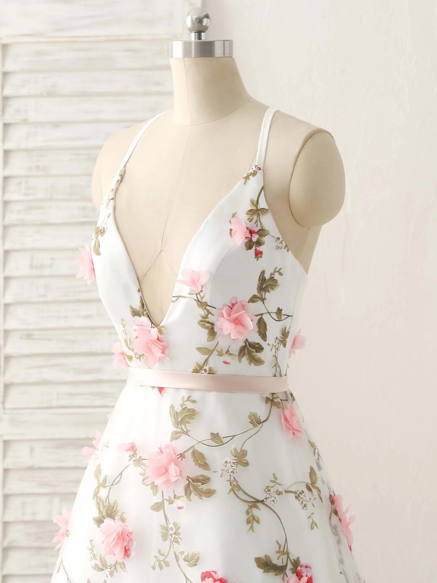 White V Neck 3D Applique Tulle Long Prom Dress White Evening Dress - Deanwangkt