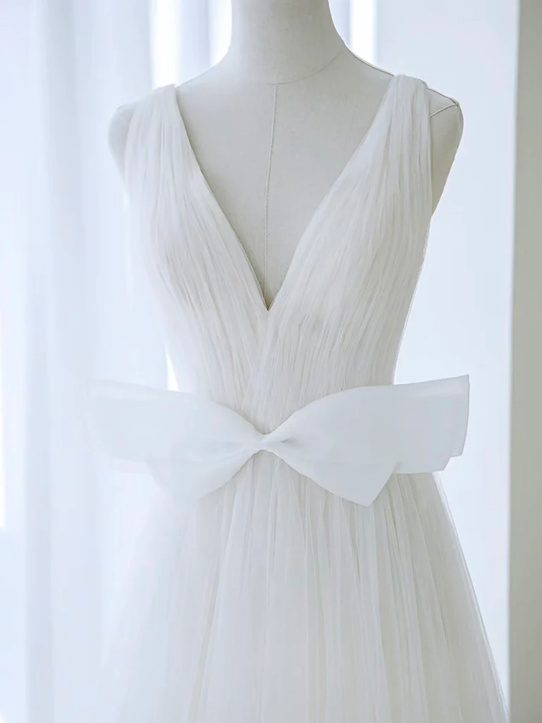 A-Line V Neck White Tulle Long Wedding Dress with Bow - Deanwangkt