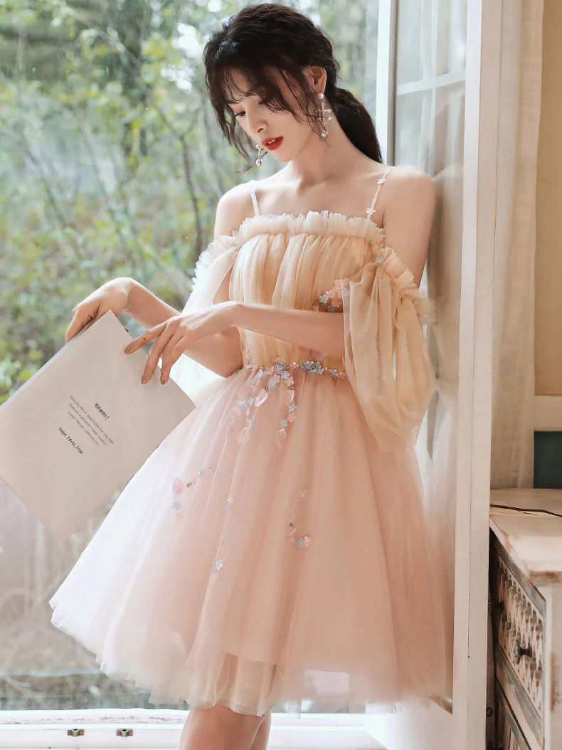 Champagne Tulle Lace Short Prom Dress, Tulle Lace Puffy Homecoming Dress - Deanwangkt