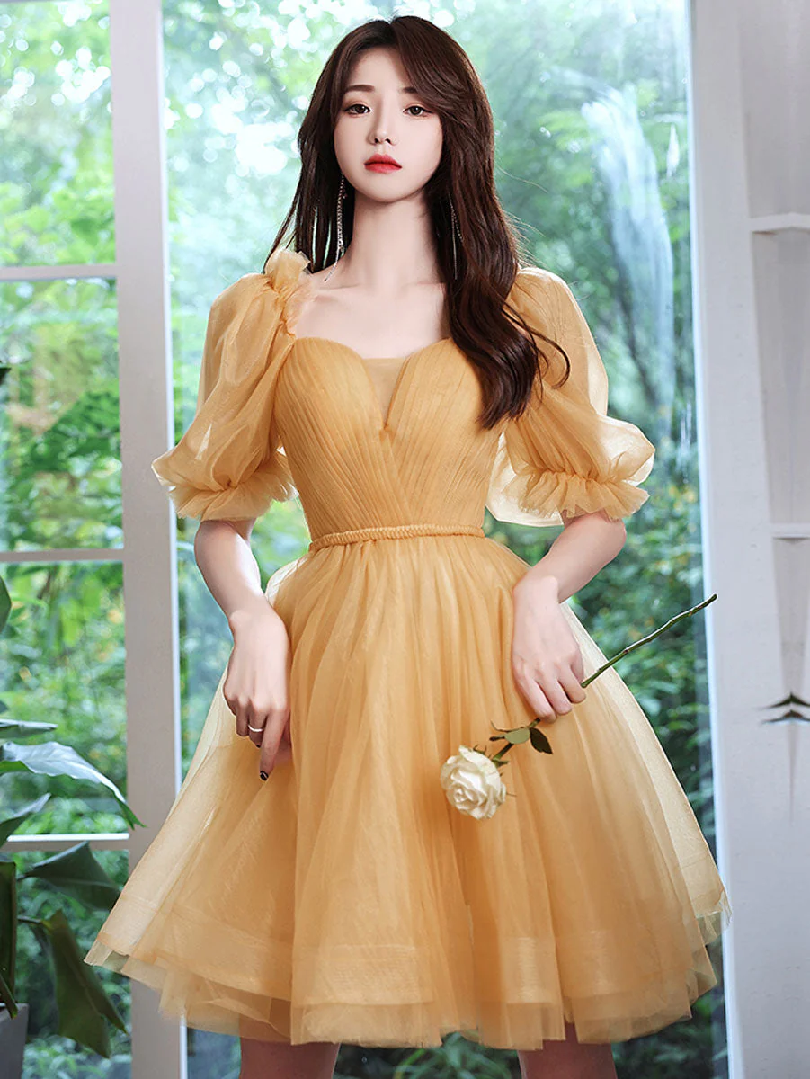 White Sweetheart Neck Tulle Short Prom Dress, Cute White Homecoming Dresses - Deanwangkt