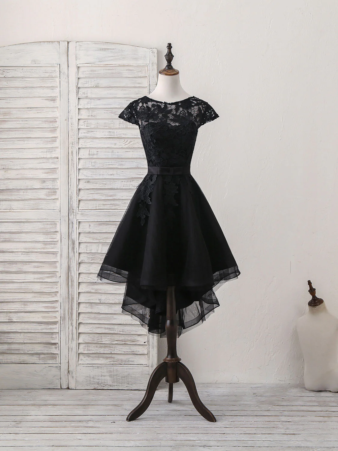 Black Round Neck Tulle Lace Applique Short Prom Dress, Black Homecoming Dress - Deanwangkt