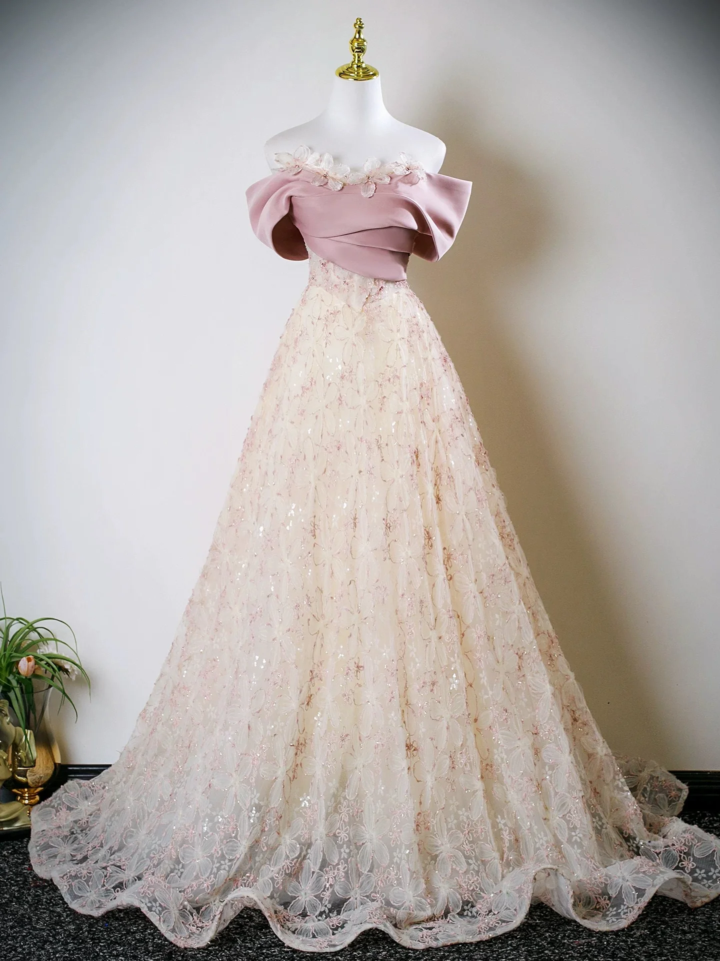A-Line Off Shoulder Tulle Lace Champagne Long Prom Dress - Deanwangkt