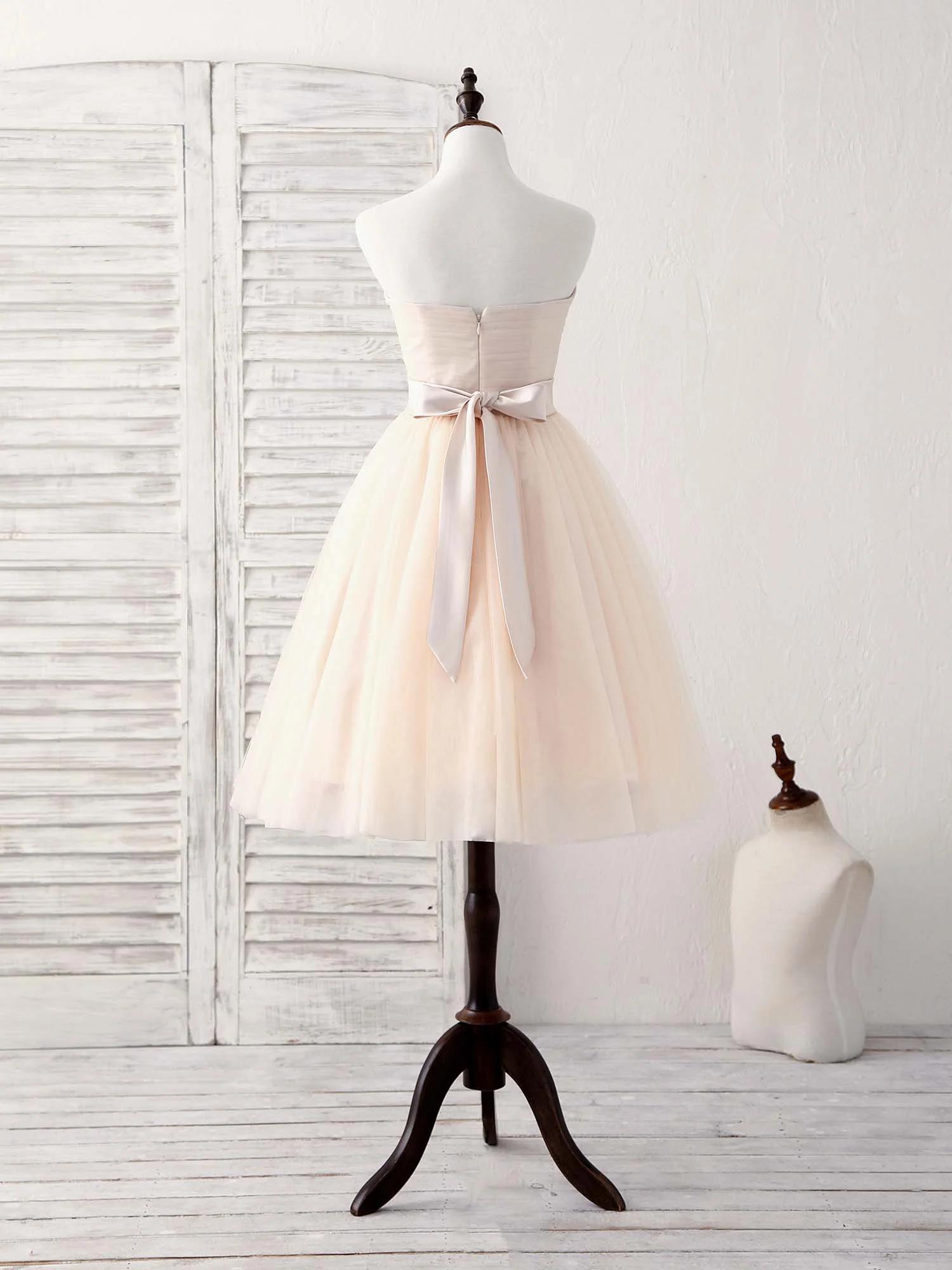 Simple Sweetheart Tulle Short Prom Dress Champagne Bridesmaid Dress - Deanwangkt