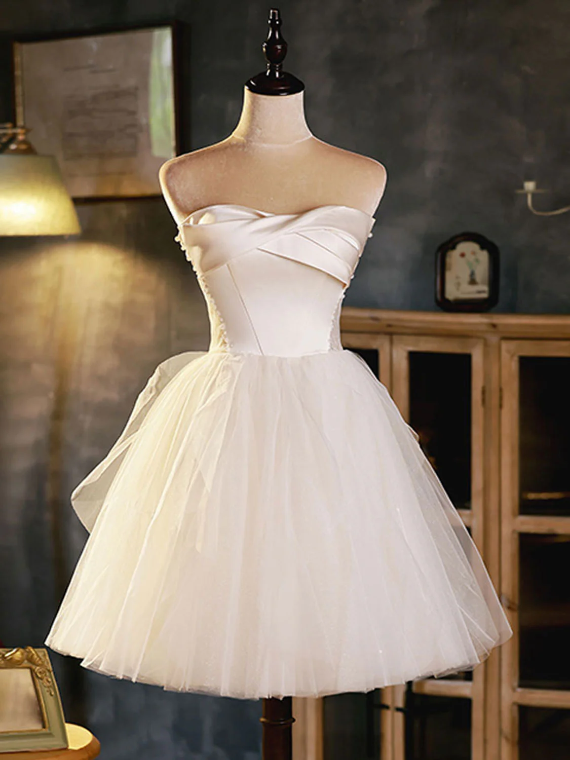 White Sweetheart Neck Tulle Short Prom Dress, Light Champagne Homecoming Dress - Deanwangkt